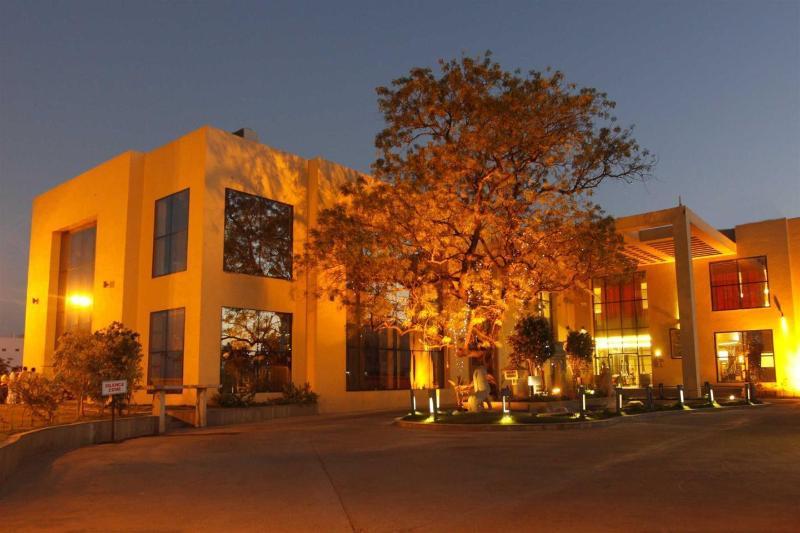 St Laurn The Spiritual Resort Shirdi Luaran gambar